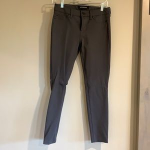 Skinny pants, jeans-style